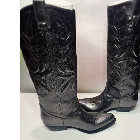 Guess Women's Ginnifer II Knee High Boot Size 7.5 Black NWT - Picture 2 of 7